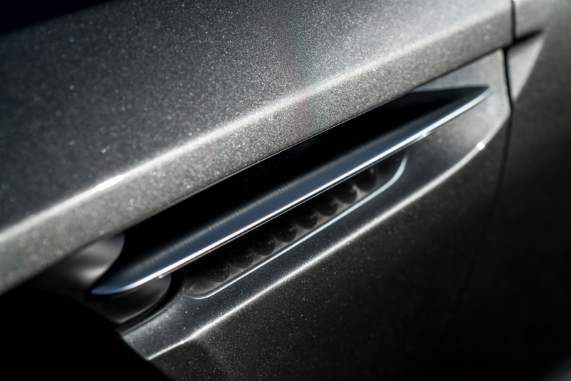 Illustration for article titled Is The Aston Martin DB11 Super Sexy Or A Giant Misfire?